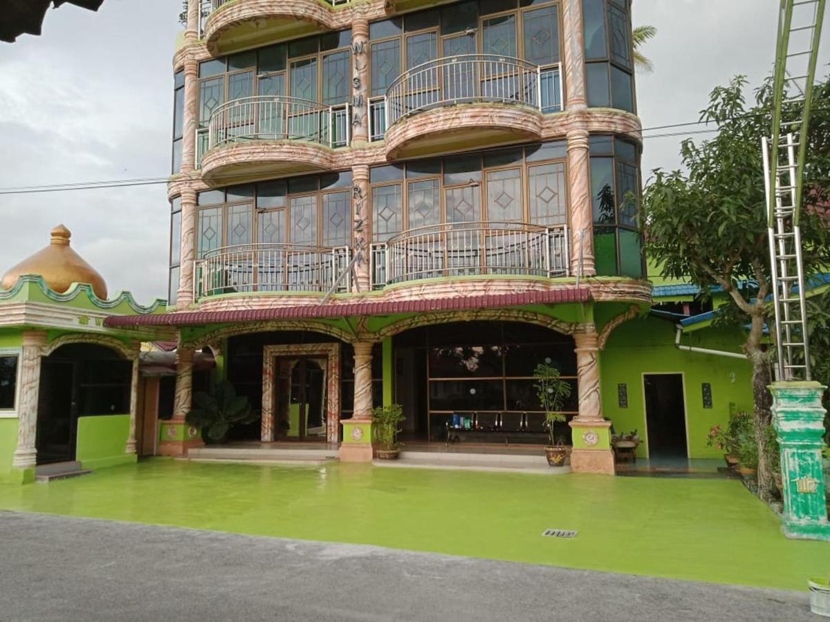 Wisma Rizky Hotel Bengkalis Exterior photo