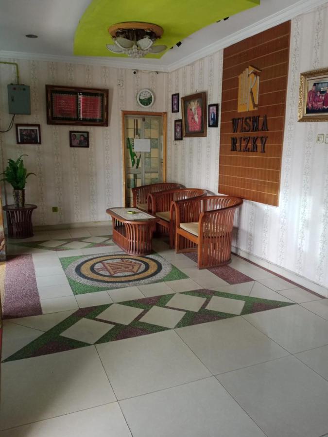 Wisma Rizky Hotel Bengkalis Exterior photo